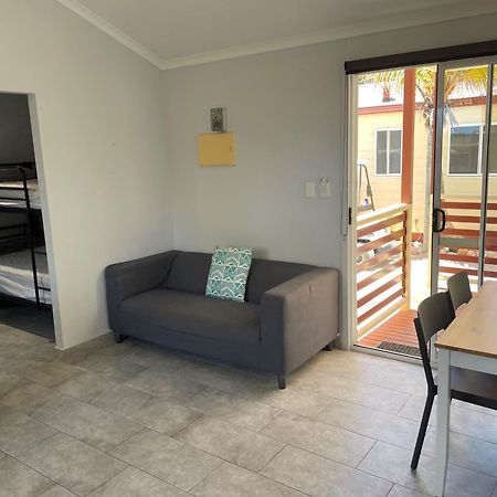 Peoples Park Appartement Coral Bay Buitenkant foto