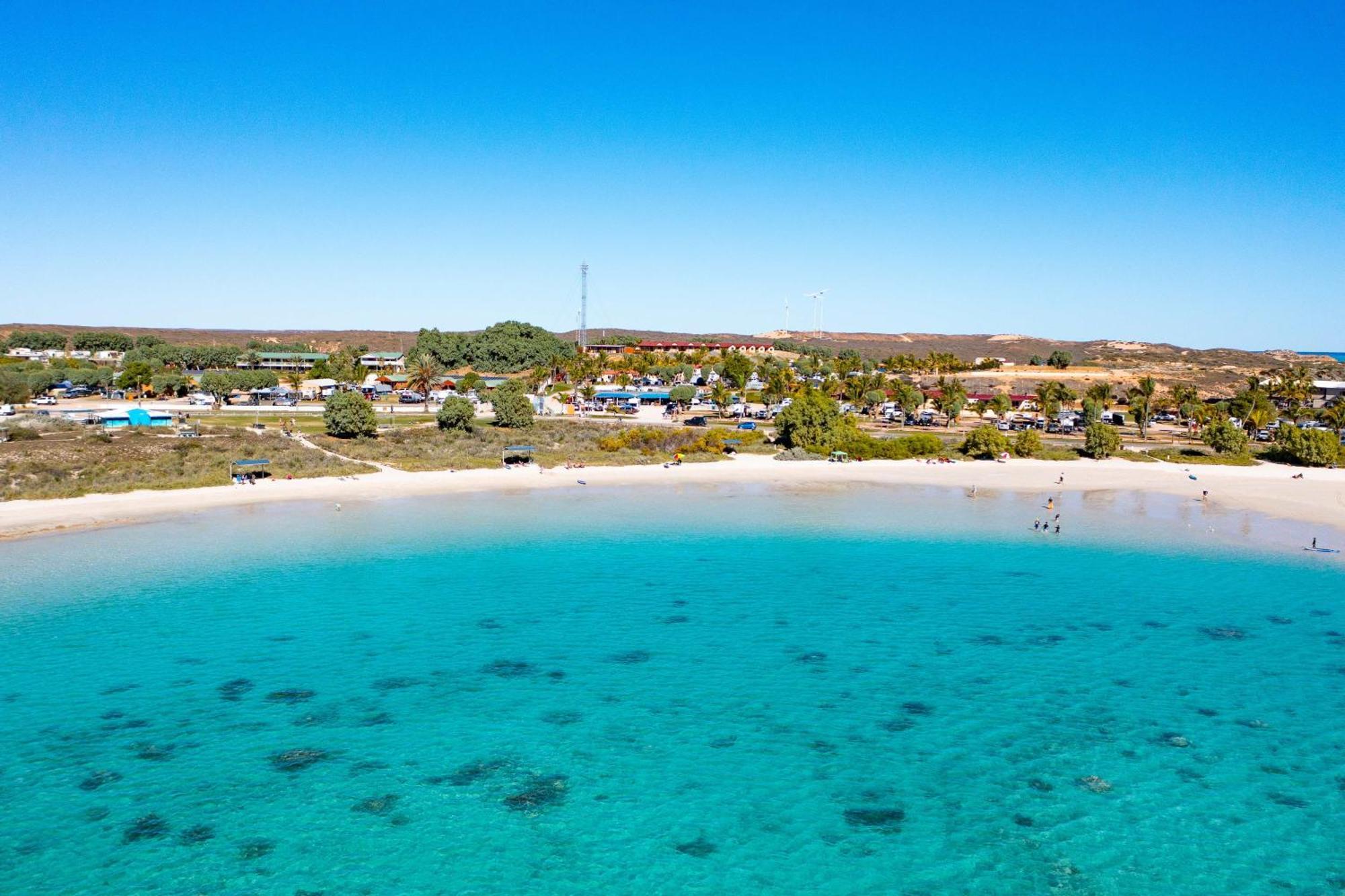 Peoples Park Appartement Coral Bay Buitenkant foto